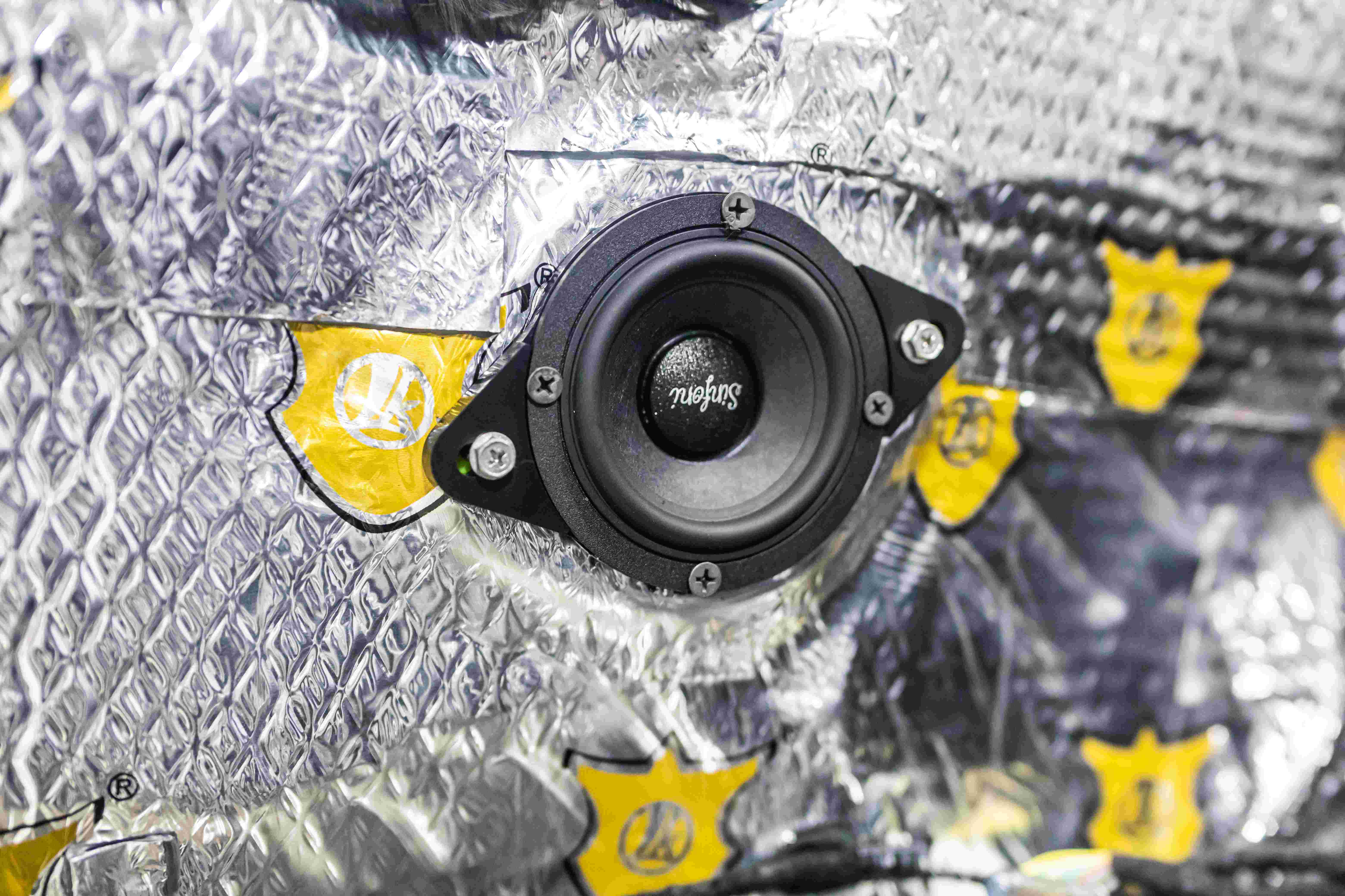 专业车载音响安装，广东佛山市隔音隔音车载音响安装升级案例